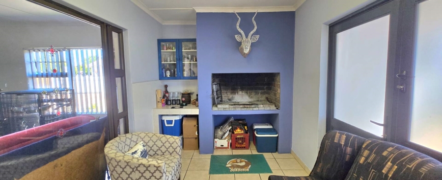 4 Bedroom Property for Sale in Kleinbaai Western Cape